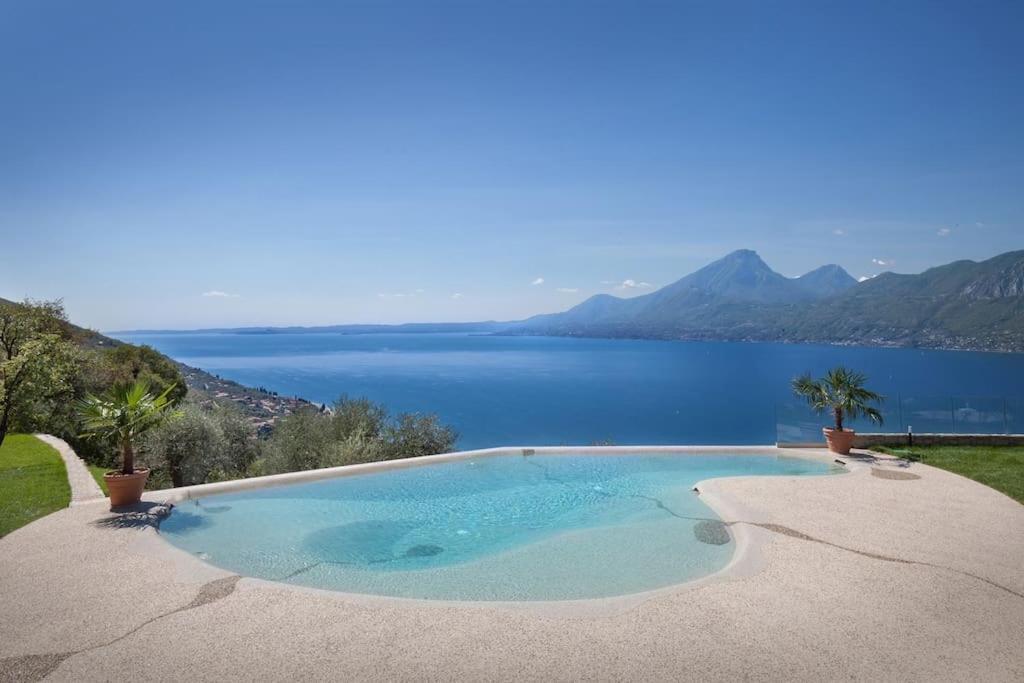 Villa Divina-Apt Armonia-Con Piscina E Vista Lago Castelletto Di Brenzone Exterior foto