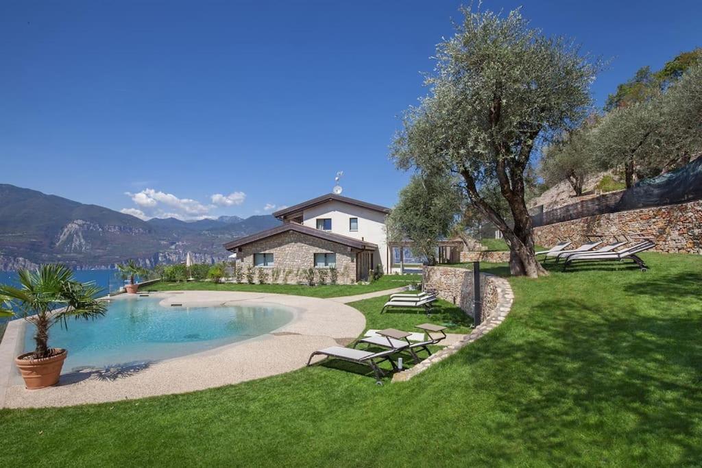 Villa Divina-Apt Armonia-Con Piscina E Vista Lago Castelletto Di Brenzone Exterior foto